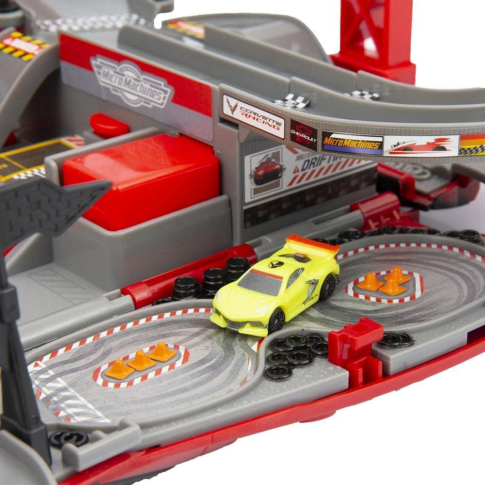 3-GRANDI-GIOCHI-Micro-Machines-Auto-Corvette-Trasformabile-Playset-Città-con-Veicolo-MCM13000